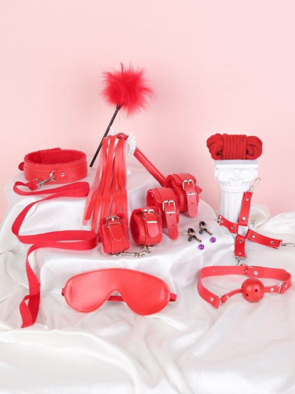 Chain of Trust Red 11 piece Roleplay Set