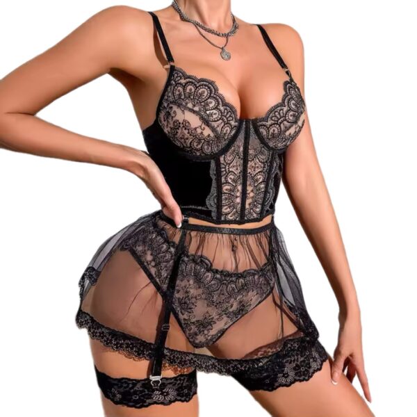 Mystique Lace Garter Set