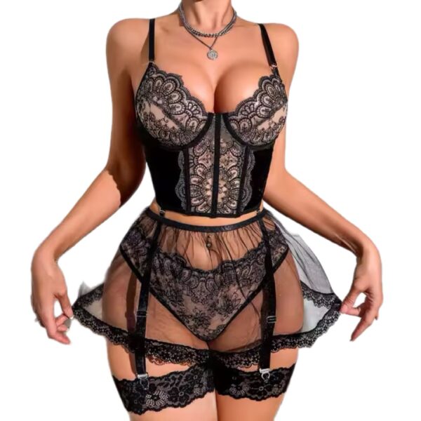 Mystique Lace Garter Set
