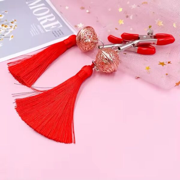 Shadow Blossom Red  Nipple Clamps
